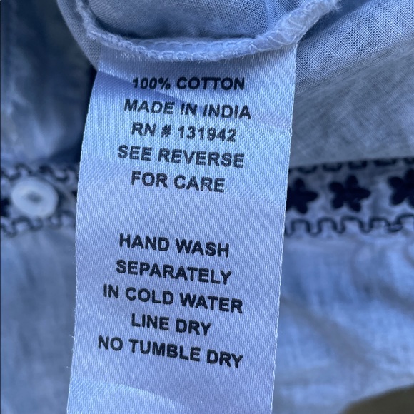 C.C 100% Cotton Gray + Black Embroidered Cotton Long Sleeve Button Down Blouse M - Picture 10 of 10